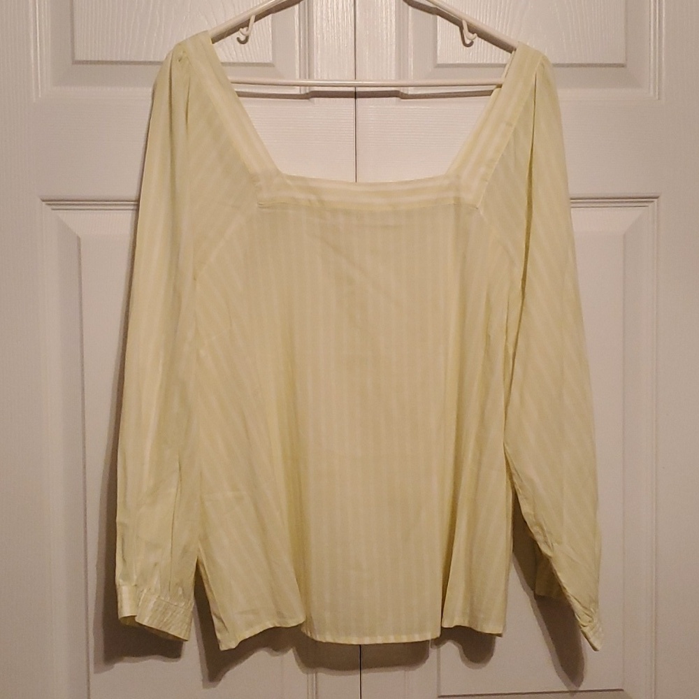 NWT a.n.a Women's Carli Stripped Lt. Green/White Square Neck Crop Top Size 2X